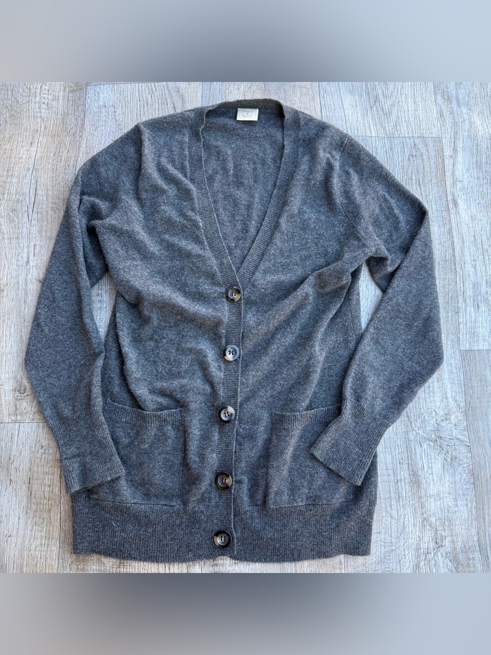 Olivia & Grace Button Down Cashmere Cardigan Charcoal Gray Women’s Size Medium